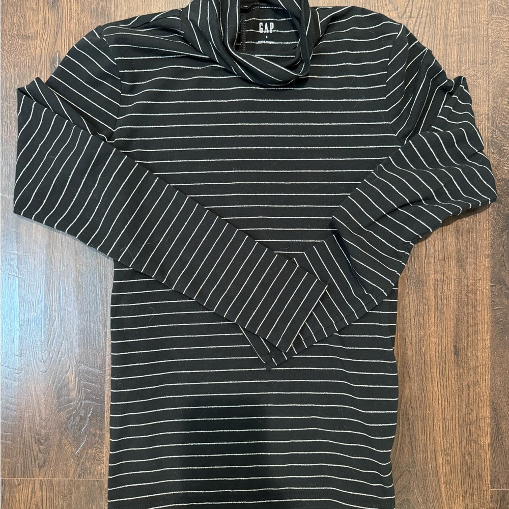 GAP Striped Turtleneck Long Sleeve Top